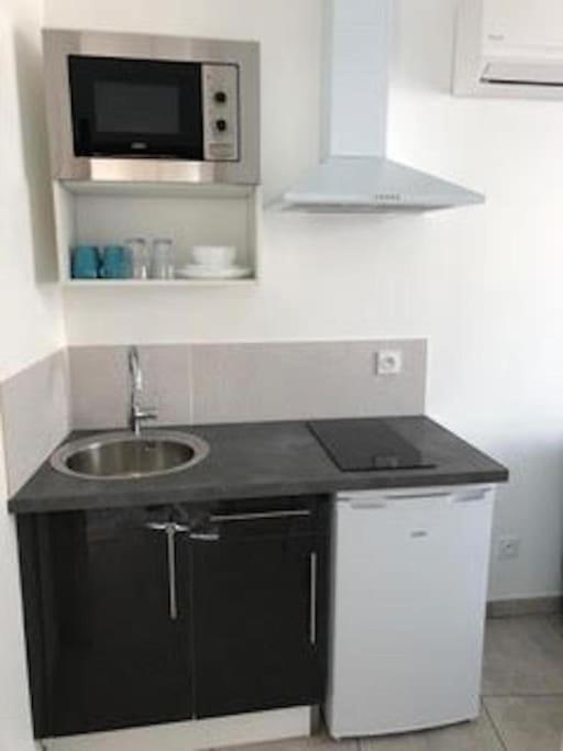 Studio 442 Clim + Parking A 10 Min Des Plages Apartment แปร์ปินญอง ภายนอก รูปภาพ